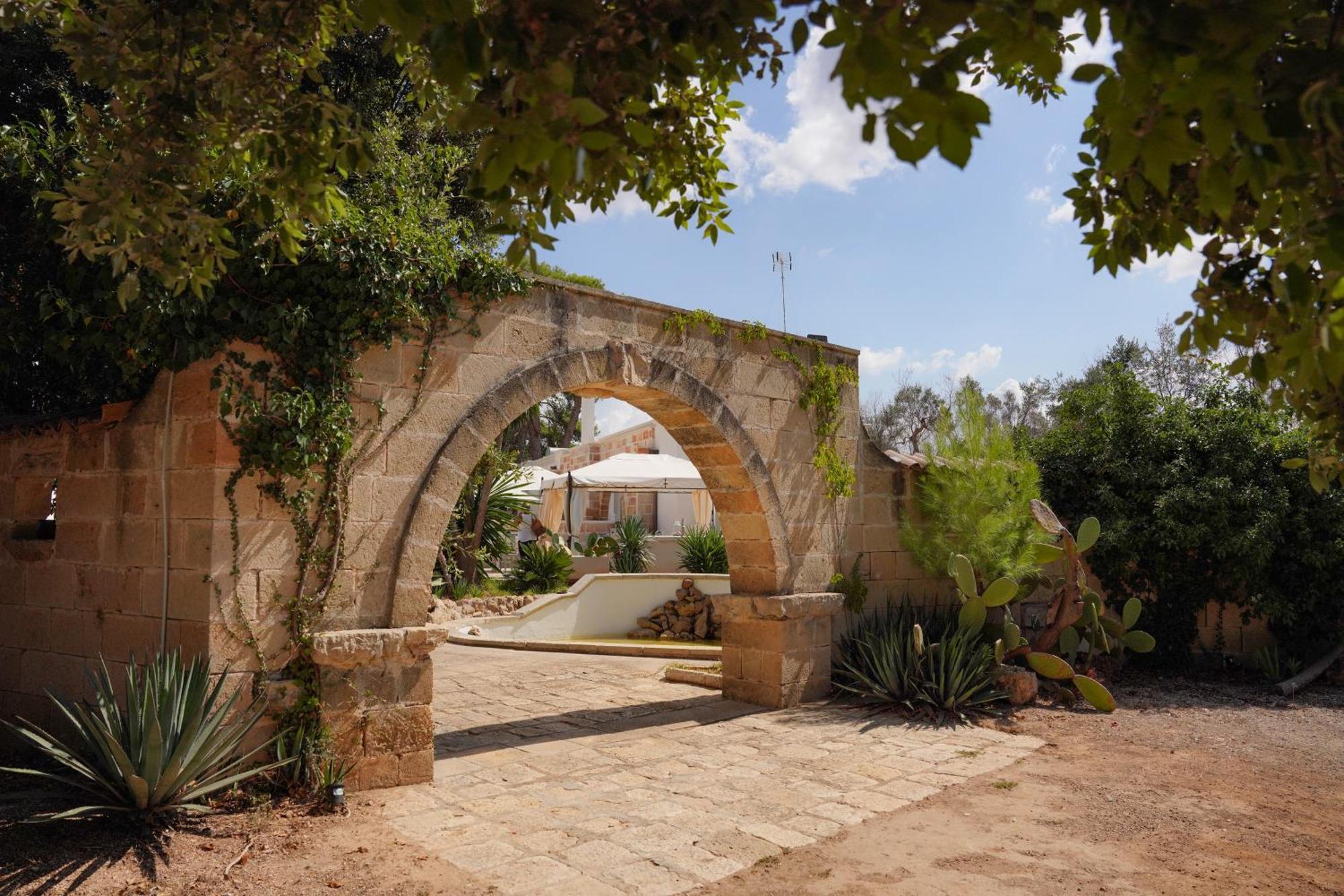 B&B Villa Gallo Torre Squillace エクステリア 写真